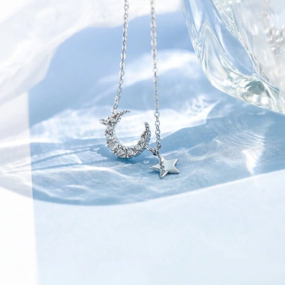 NEW Silver Simple Moon Star Bracelet - Picture 2 of 6